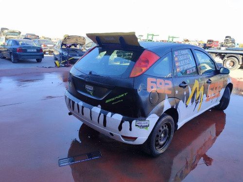  FORD FOCUS BERLINA (CAP) 