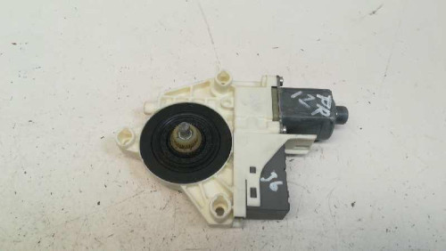  MOTOR ELEVALUNAS TRASERO IZQUIERDO 