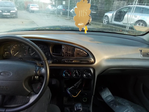  FORD MONDEO BERLINA (GD) 