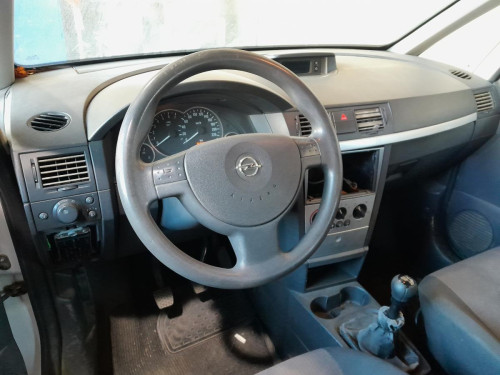 OPEL MERIVA — vehículo donante para recambios 