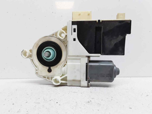 MOTOR ELEVALUNAS DELANTERO DERECHO Citroen C4 BERLINA 