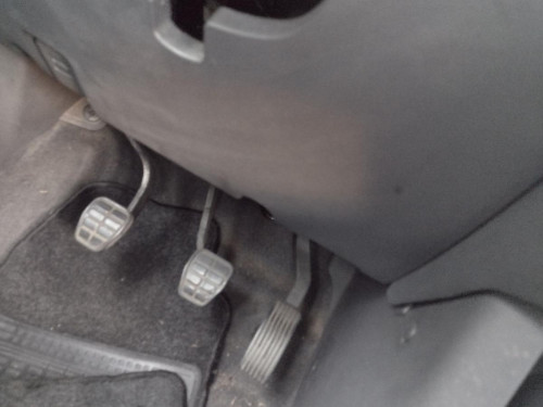 PEDAL EMBRAGUE Mitsubishi COLT CZ3 BERL. 5 (Z30A) 