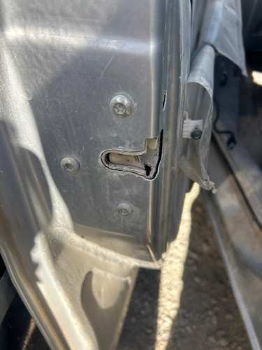 CERRADURA PUERTA DELANTERA IZQUIERDA OPEL CORSA D 