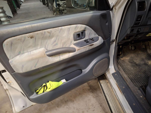 TOYOTA LAND CRUISER (J9) — автомобиль-донор на запчасти 