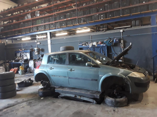 RENAULT MEGANE II BERLINA 5P 