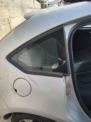 LUNA CUSTODIA TRASERA DERECHA Citroen C4 BERLINA 