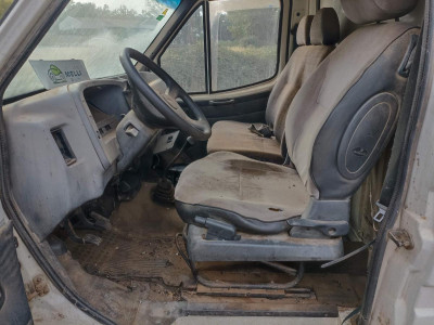 FORD TRANSIT PRITSCHE (CY/DY)(1986)