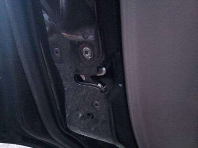 CERRADURA PUERTA TRASERA IZQUIERDA