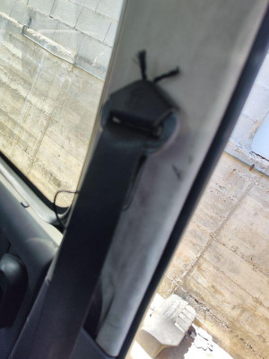CINTURON SEGURIDAD DELANTERO IZQUIERDO