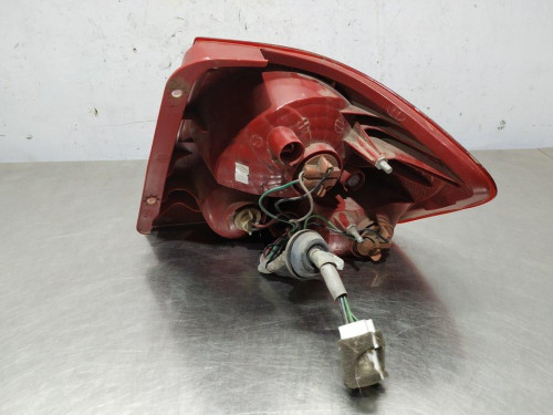 PILOTO TRASERO IZQUIERDO HYUNDAI GETZ (TB) 