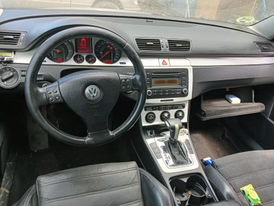 VOLKSWAGEN PASSAT BERLINA (3C2)