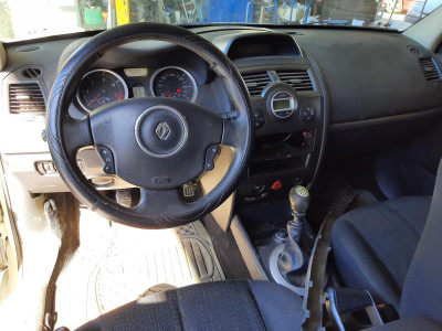 RENAULT MEGANE II BERLINA 3P