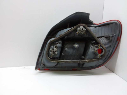 PILOTO TRASERO IZQUIERDO Toyota YARIS (NCP1/NLP1/SCP1) 