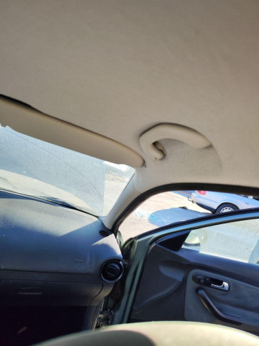 ASIDERO TECHO DELANTERO DERECHO SEAT CORDOBA BERLINA (6L2) 