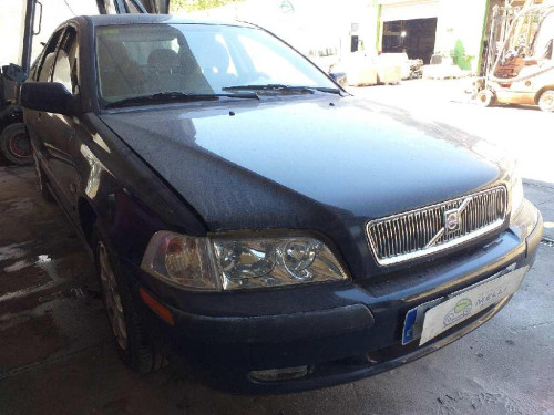  VOLVO S40 BERLINA 
