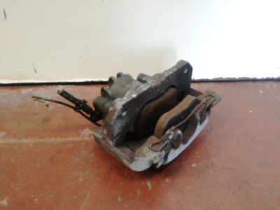PINZA DE FRENO DELANTERA IZQUIERDA