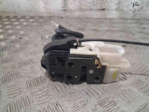 CERRADURA PUERTA TRASERA IZQUIERDA 