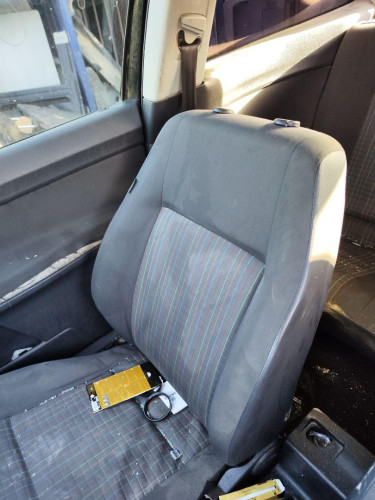 ASIENTO DELANTERO DERECHO Volkswagen POLO IV (9N3) 