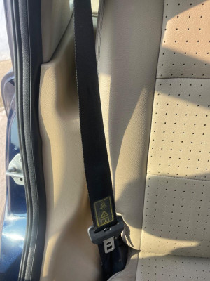 CINTURON SEGURIDAD TRASERO DERECHO