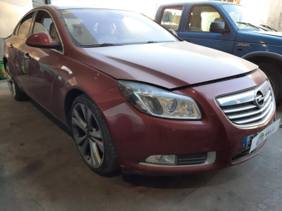 OPEL INSIGNIA BERLINA