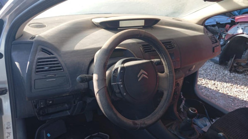  CITROEN C4 BERLINA 
