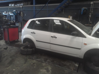 FORD FIESTA (CBK)