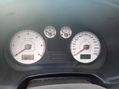 SEAT LEON (1M1)