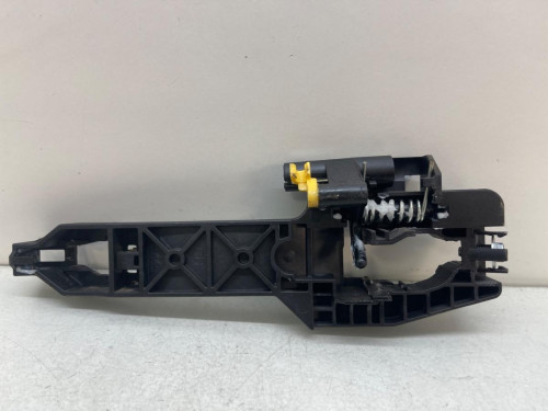 SOPORTE MANETA EXTERIOR DELANTERA DERECHA Hyundai I20 ACTIVE (GB) 