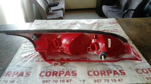 PILOTO TRASERO IZQUIERDO Ford FOCUS BERLINA (CAK) 