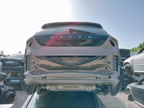  VOLVO V40 CROSS COUNTRY 