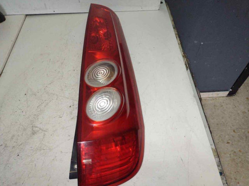 PILOTO TRASERO DERECHO Ford FIESTA (CBK) 