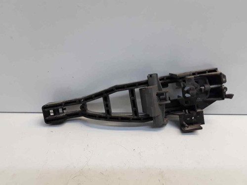 SOPORTE MANETA EXTERIOR DELANTERA DERECHA Ford FOCUS BERLINA (CB4) 