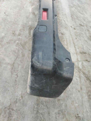 PARAGOLPES TRASERO