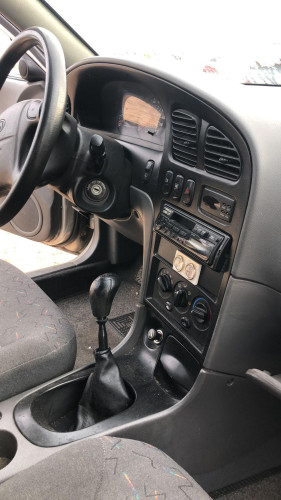 KIA SHUMA — vehículo donante para recambios 