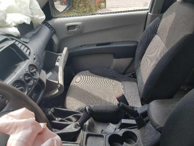 MITSUBISHI L200 (KA0/KB0)