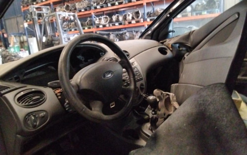 FORD FOCUS BERLINA (CAK) — Donor Vehicle for Used Parts 