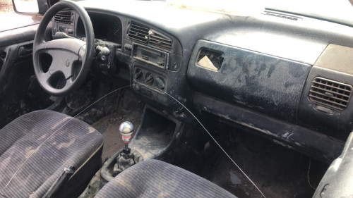 VOLKSWAGEN GOLF III (1H1)(11.1991) — vehículo donante para recambios 
