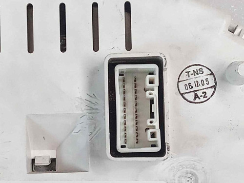 CUADRO INSTRUMENTOS Mitsubishi COLT CZ3 BERL. 5 (Z30A) 