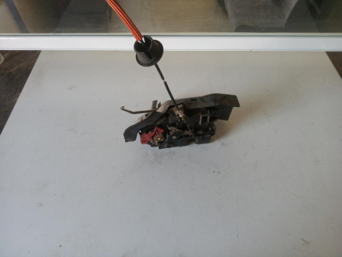 CERRADURA PUERTA TRASERA IZQUIERDA Audi A4 AVANT (8E) 