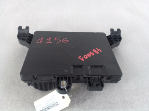  CAJA RELES / FUSIBLES 