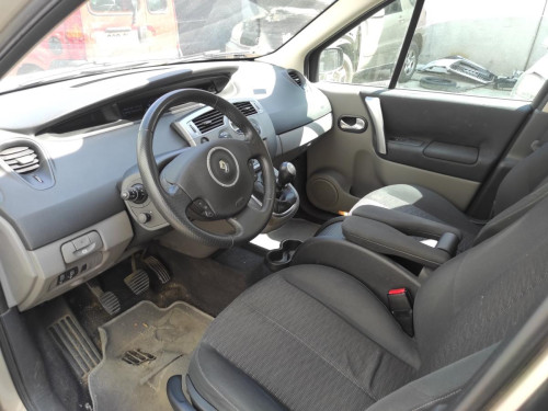 RENAULT SCENIC II (JM) — автомобиль-донор на запчасти 