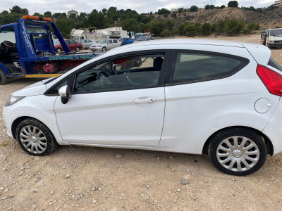 FORD FIESTA (CB1)