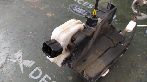 CERRADURA PUERTA DELANTERA IZQUIERDA MITSUBISHI MONTERO (V80/V90) 
