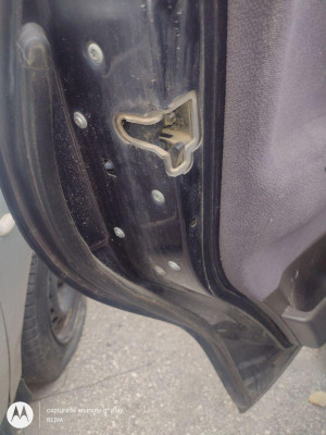 CERRADURA PUERTA TRASERA IZQUIERDA