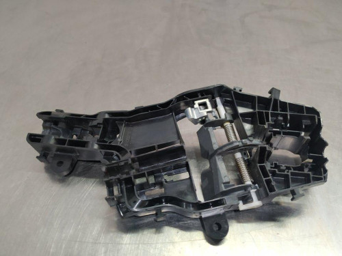  SOPORTE MANETA EXTERIOR DELANTERA DERECHA Volkswagen TIGUAN (AD1) 