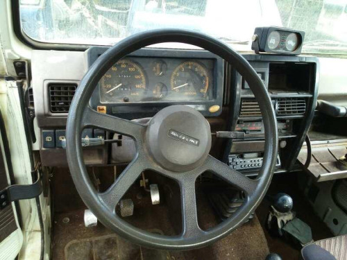  SUZUKI SAMURAI (SJ) 