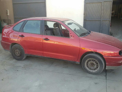 SEAT CORDOBA BERLINA (6K2)