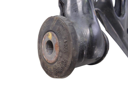 BRAZO SUSPENSION INFERIOR DELANTERO DERECHO de segunda mano