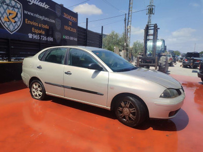 SEAT CORDOBA BERLINA (6L2)