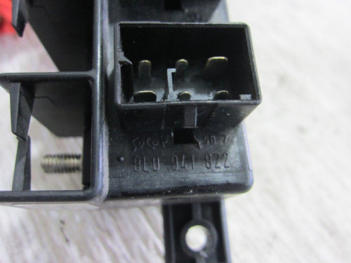  CAJA RELES / FUSIBLES, VOLKSWAGEN, GOLF IV BERLINA (1J1)(10.1997) 